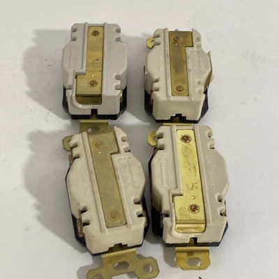 NEW Hubbell Twist Lock