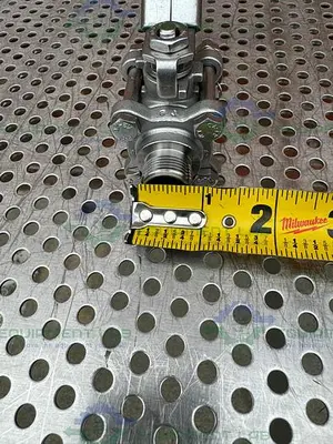 USED INLINE INDUSTRIES STAINLESS STEEL BALL VALVE W/ 1/2" SANITARY FITTING
