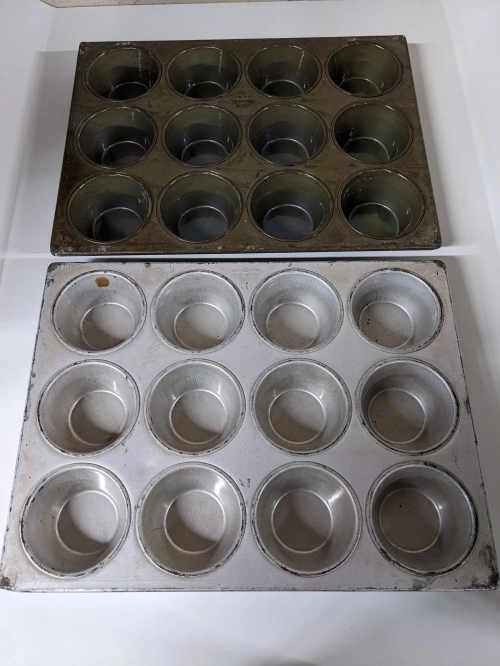 Used _UNKNOWN_ Cupcake Pan Pans Georgia US | Envoy Equipment LLC #450048