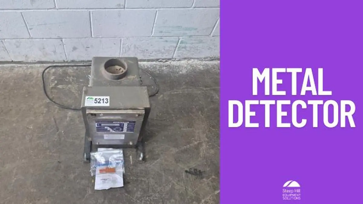 Fortress Phantom Metal Detector