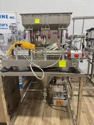 Moderna Gravity Liquid Filler
