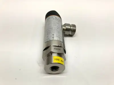 New | in-Stock IFM Electronic Pressure Switch Pressure Switches Michigan US | Maverick Industrial Sales #1467900