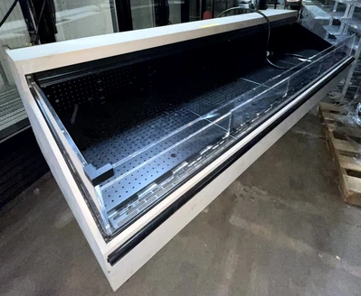 72-0462 JSI RF-RBS038L-DC310-C Self Contained Slanted Cooler Case