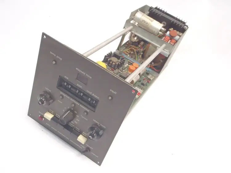 Used Varian 02-001843-00 Temperature Controls Michigan US | Maverick Industrial Sales #1462696