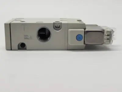SYJ712M-5LOZ-01T | SMC  Pneumatic Solenoid Valve Body NC 1/8" Port - New Other