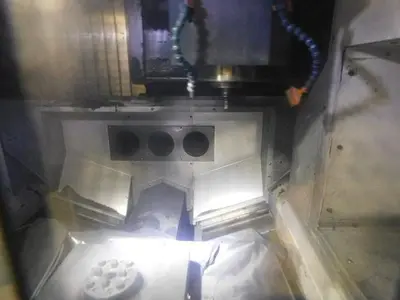 USED 2008 MAKINO E33