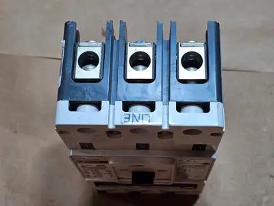 Used EATON CUTLER-HAMMER HKDDC3300A1301S4201Z01 Switchgears British Columbia CA | Lenmark #1434616