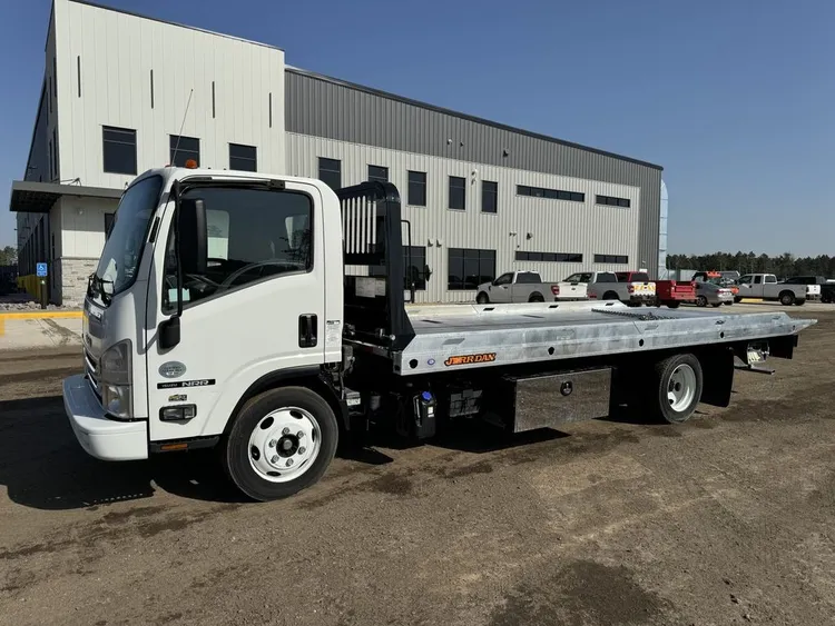 Used 2018 ISUZU NRR JERR-DAN Tow trucks Minnesota US | Carco Truck & Equipment #1514160