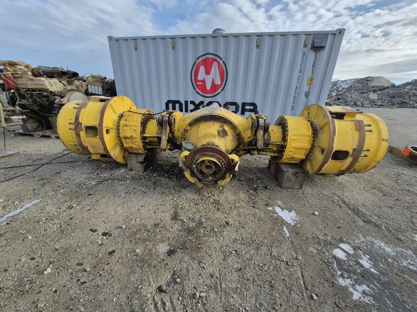 HD785-5LC Rear Axle Assembly