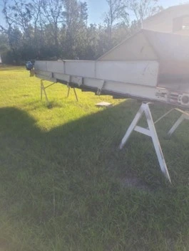 USED 36" HEAVY DUTY INFEED CLEATED CONVEYOR 20' LENGTH 36"  X  20 FEET