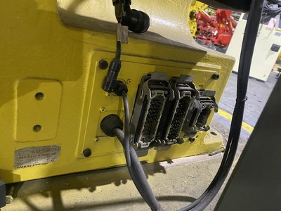 USED 2006 FANUC R-2000iA/200T + R-J3iB