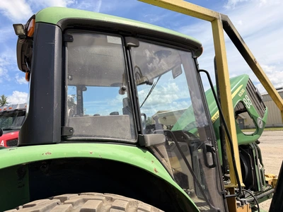 USED JOHN DEERE L06330H659679