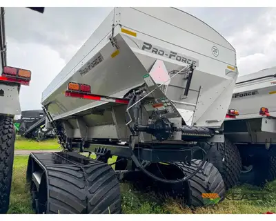 Used UNVERFERTH _UNKNOWN_ Dry Spreaders Iowa US | Keast Enterprises #1360510