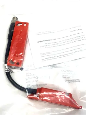 NEW ALLEN-BRADLEY SENSAGUARD 24V DC NON‑CONTACT SAFETY SWITCH