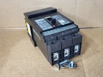 NEW SCHNEIDER ELECTRIC HJA36015
