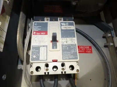 Reliance 801429-5SE DC Drive 25Hp 500VDC 42A VS Power Module NEMA 12 Enclosure