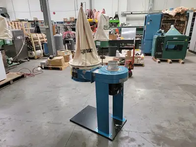 USED 1996 MAGNUM DC-22B
