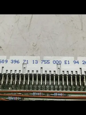 USED SIEMENS C98043-A1304-L