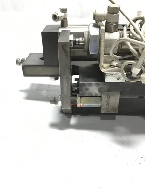 SMC CDQM20-30 Pneumatic Cylinder Assembly 1.0MPa