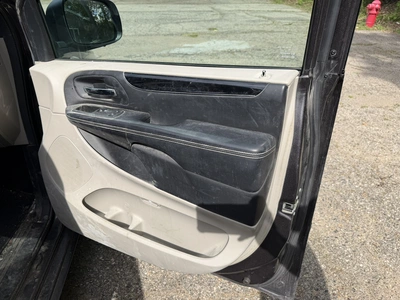 Used 2014 DODGE GRAND CARAVAN SXT Vans Michigan US | Miedema Asset Management Group #1270008