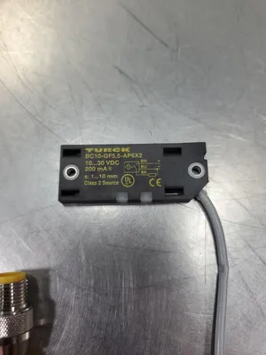 TURCK BC10-QF5.5-AN6X2-0.2M-RS 4T Proximity Switch. 5E-19