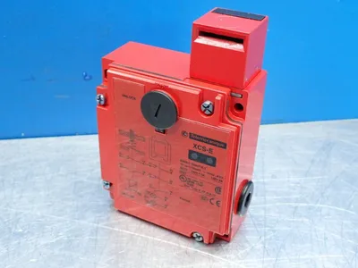 NEW EATON XCSE7333