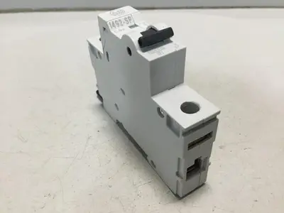 USED ALLEN BRADLEY 1492-SP1C060 SER B