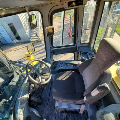 Used 2013 HYUNDAI 160D-7E Internal Combustion Forklifts: Pneumatic Tire Illinois US | Somerset Equipment Sales #1546238