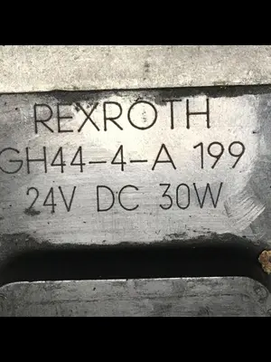 USED REXROTH 4WE6E51/BG24N9K4V