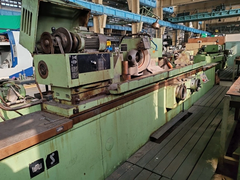 WMW Cylindrical Grinder, in very good working condition, visible under power, POA