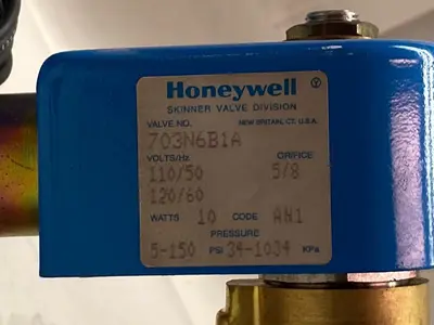 New | in-Stock HONEYWELL 703N6B1A Solenoid Valves Ohio US | Surplus Asset Holdings #1246278