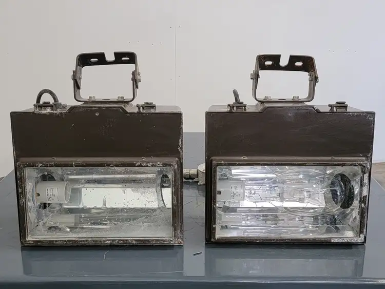 Used COOPER M59 Lighting British Columbia CA | Lenmark #254514