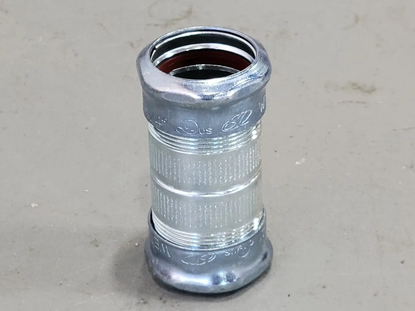 1-1/4" Compression Coupling (Box of 6)