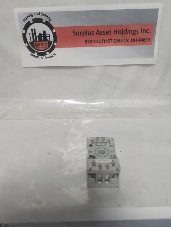 Used ALLEN-BRADLEY 700-HN100 Miscellaneous Equipment (Electrical & Power) | Surplus Asset Holdings #1193245