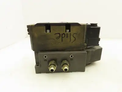 ROSS W6576A3401 Pneumatic Solenoid Spool Valves W/Base 2 Position 120V Coil