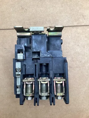 USED TELEMECANIQUE LC1-D8011