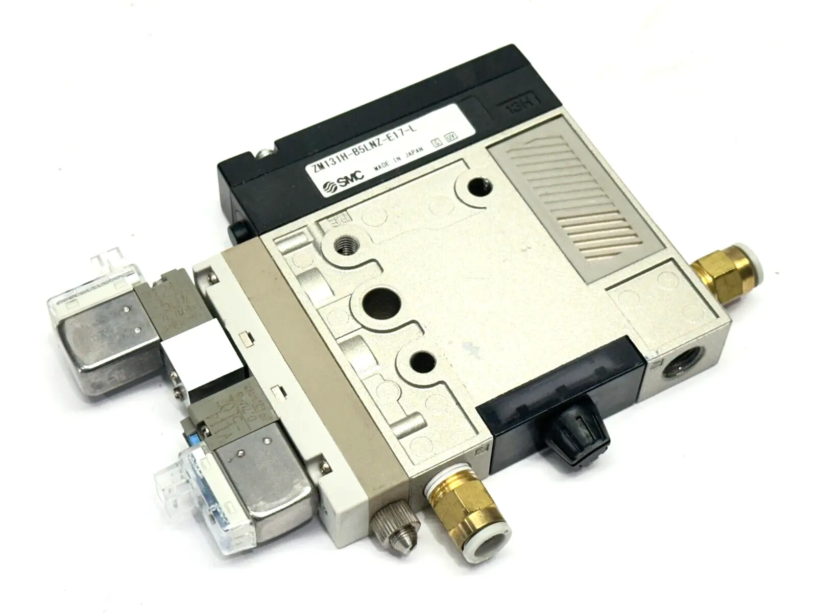 ZM131H-B5LNZ-E17-L | SMC  Vacuum Ejector With Valve And Switch 24VDC - For parts or not working