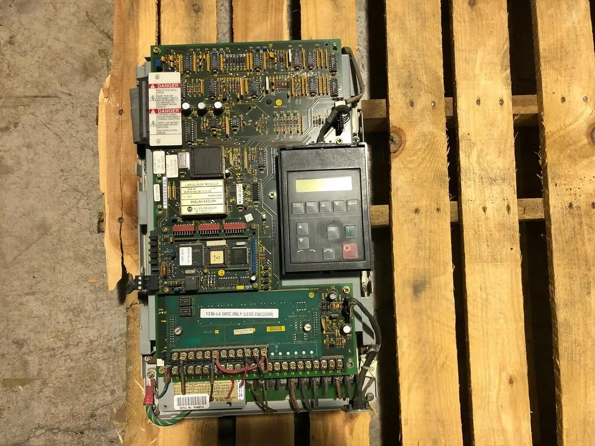 ALLEN BRADLEY 1336S-B010-AA-EN-GM1-HA2-L6 DRIVE SER C STOCK SK007