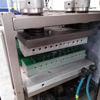 Rapid Pack  model RPMACH1+ automatic blister packager