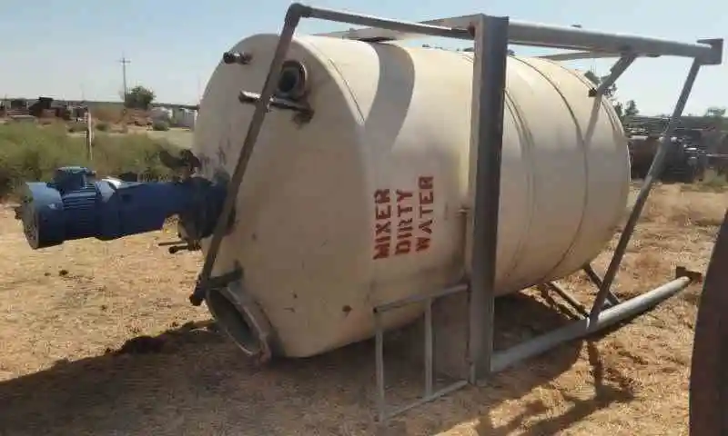 2250 gal stainless steel tank