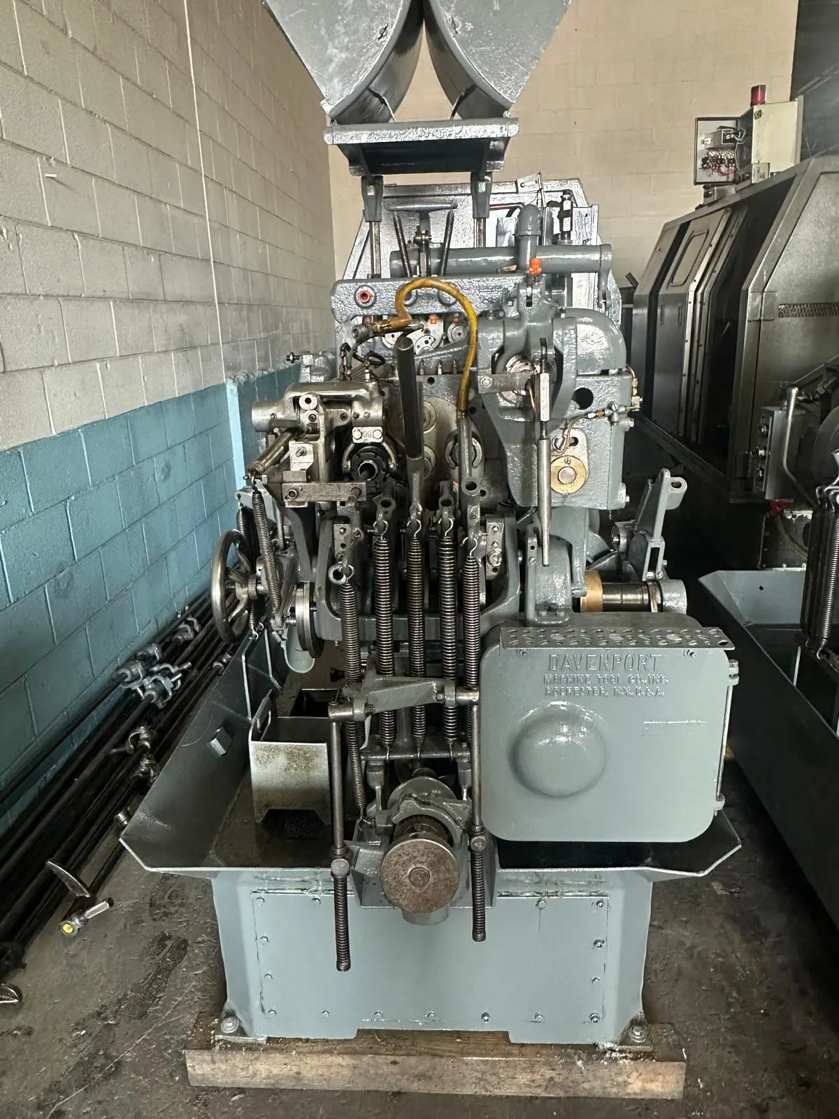 Used 1972 DAVENPORT MODEL B Multiple Spindle Automatic Screw Machines Illinois US | Graff-Pinkert #1293225