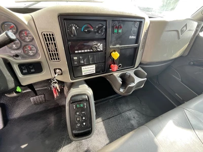 Used 2016 INTERNATIONAL 7300 Bucket (boom) trucks California US | Big Truck & Equipment #1412252