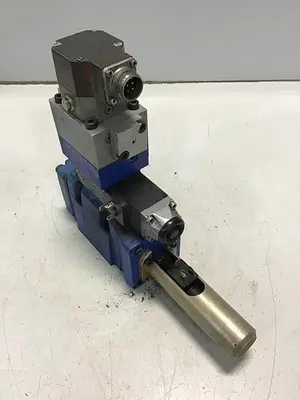 USED REXROTH Z4WE6E6821/AG24K4