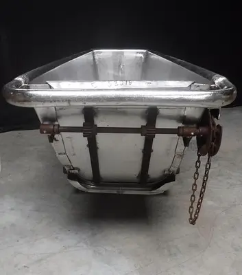 USED HOIST-ABLE DOUGH TROUGH