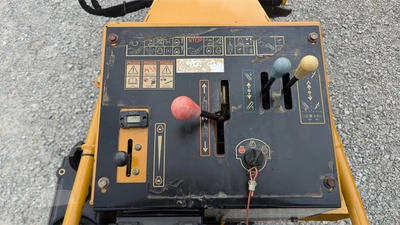 USED 2015 VERMEER RTX250