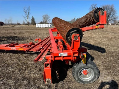 USED 2015 KUHN KRAUSE 4400-40