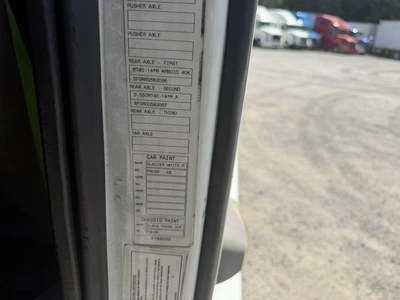 Used 2009 VOLVO VNL Conventional trucks Indiana US | Miedema Asset Management Group #1414638