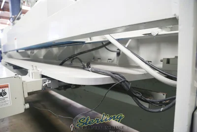 Used ACCURSHEAR 613510 Power Squaring Shears (Gauge) California US | Sterling Machinery Exchange #1466068