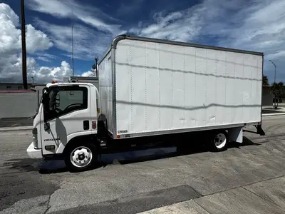 Used 2023 ISUZU NPR HD Box trucks Florida US | Truck and Van Outlet #1509136