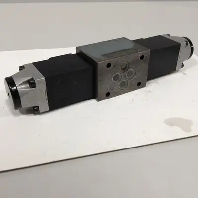 USED REXROTH 4WE6J51/AG24N9K4/MR